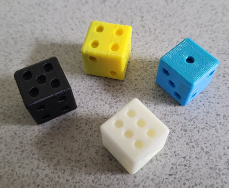 Dobbelsteen in diverse kleuren